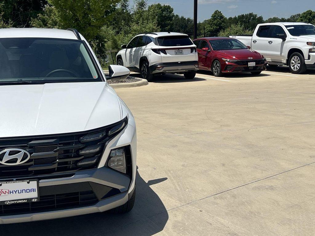 new 2025 Hyundai Tucson car, priced at $27,999