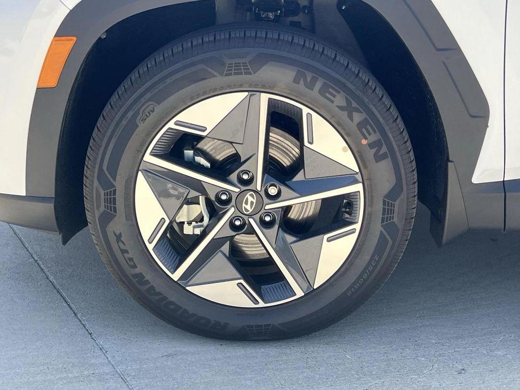 new 2025 Hyundai Tucson car, priced at $27,999