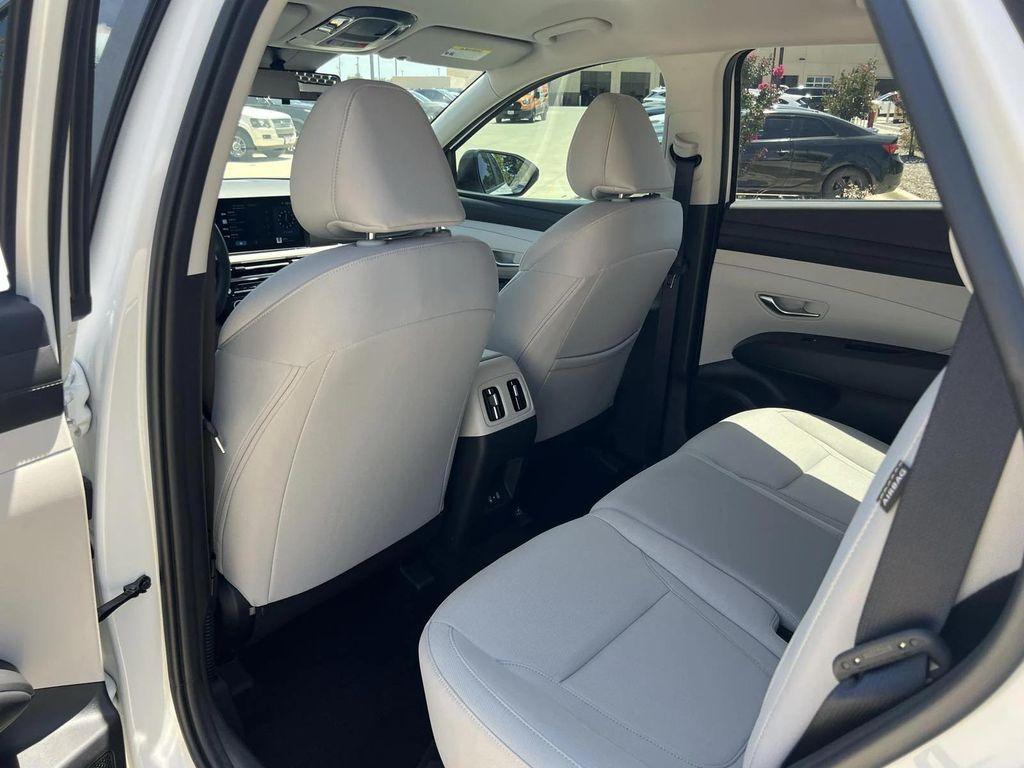new 2025 Hyundai Tucson car, priced at $27,999