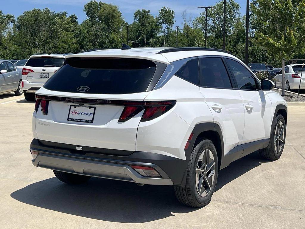 new 2025 Hyundai Tucson car, priced at $27,999