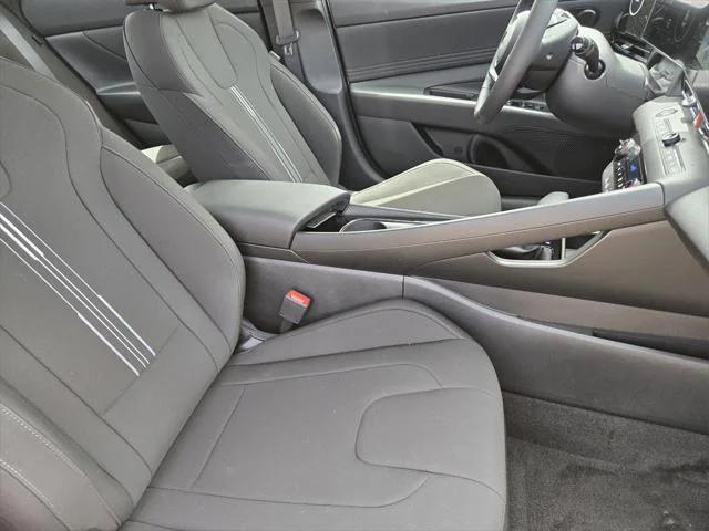 new 2025 Hyundai Elantra car, priced at $27,728