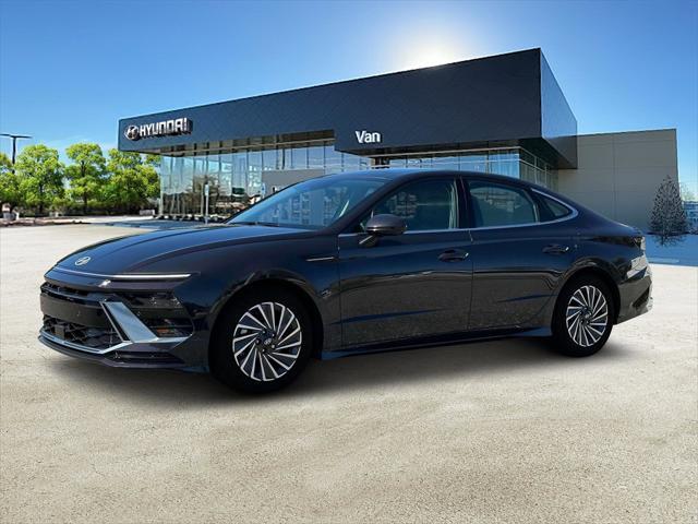 new 2025 Hyundai Sonata Hybrid car, priced at $38,495