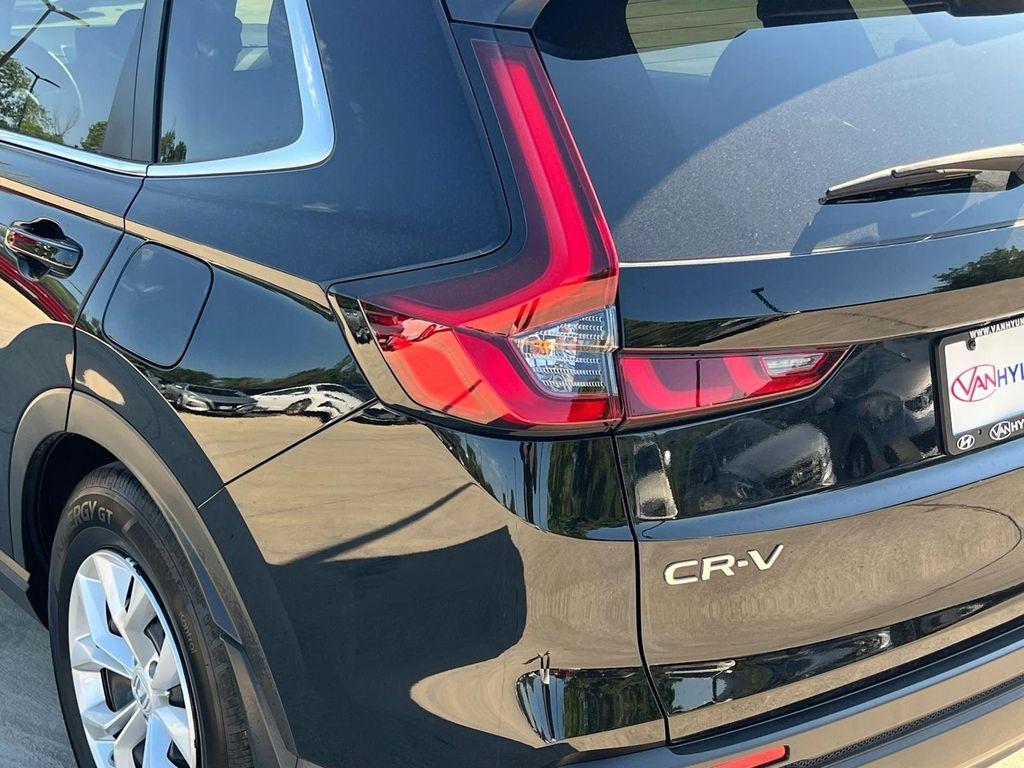 used 2025 Honda CR-V car, priced at $28,999