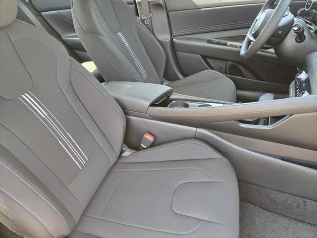new 2025 Hyundai Elantra car, priced at $26,212