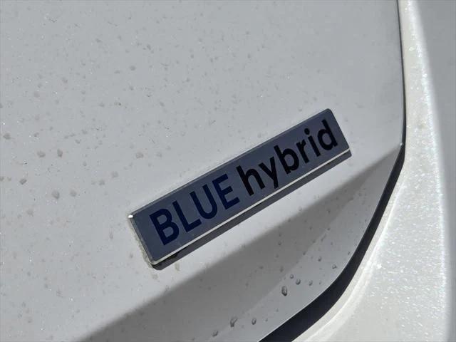 new 2025 Hyundai ELANTRA HEV car, priced at $35,769