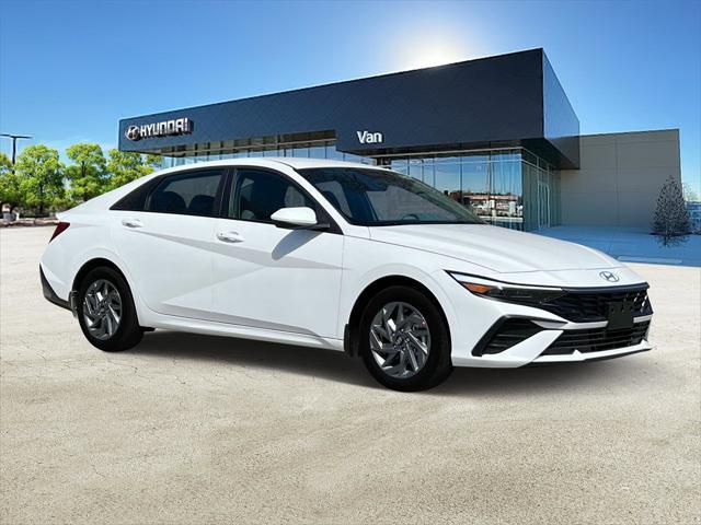 new 2025 Hyundai ELANTRA HEV car, priced at $36,019