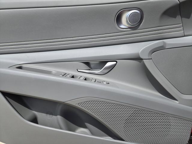 new 2025 Hyundai Elantra car, priced at $26,222