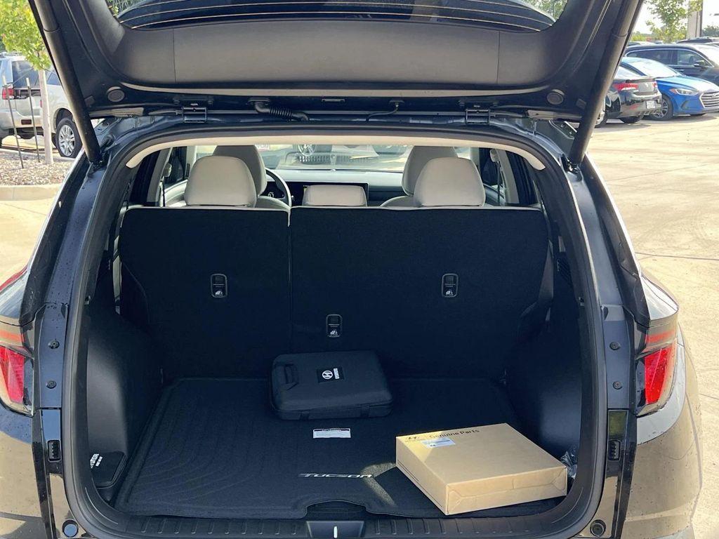 new 2025 Hyundai Tucson car, priced at $28,849
