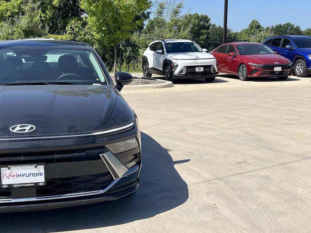 new 2025 Hyundai Sonata Hybrid car, priced at $29,203