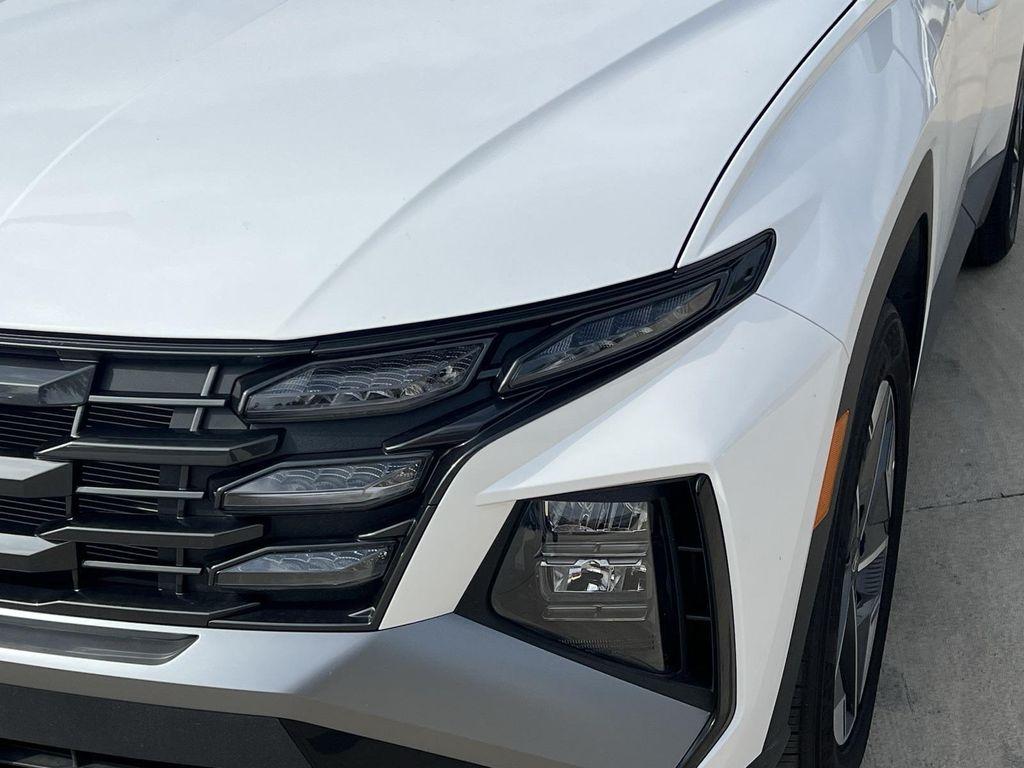 new 2025 Hyundai Tucson car, priced at $28,959