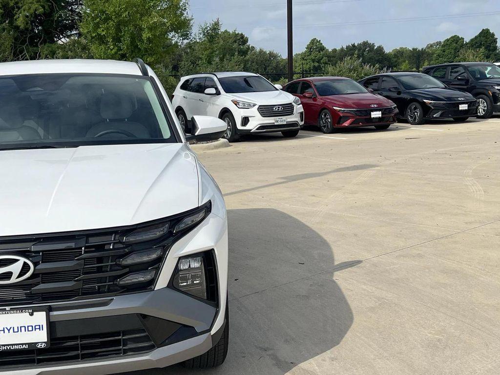 new 2025 Hyundai Tucson car, priced at $28,959