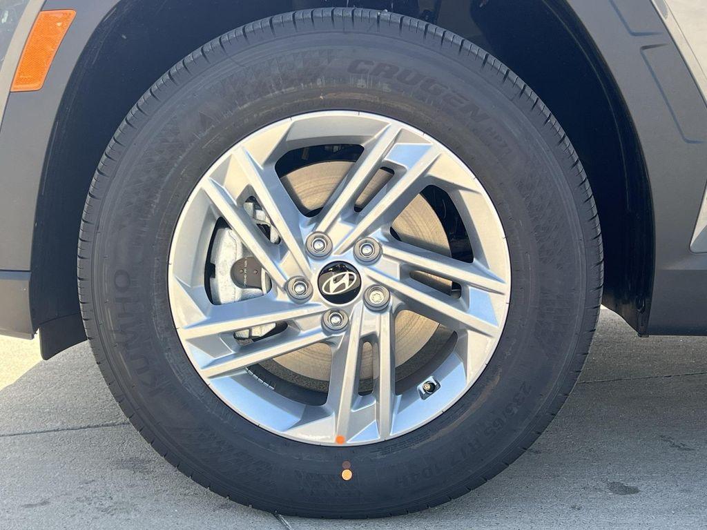 new 2025 Hyundai Tucson car, priced at $28,699