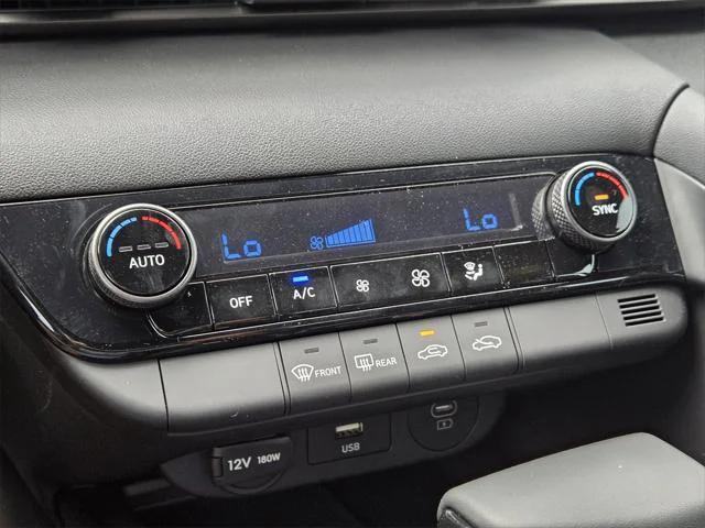 new 2025 Hyundai Elantra car, priced at $23,003