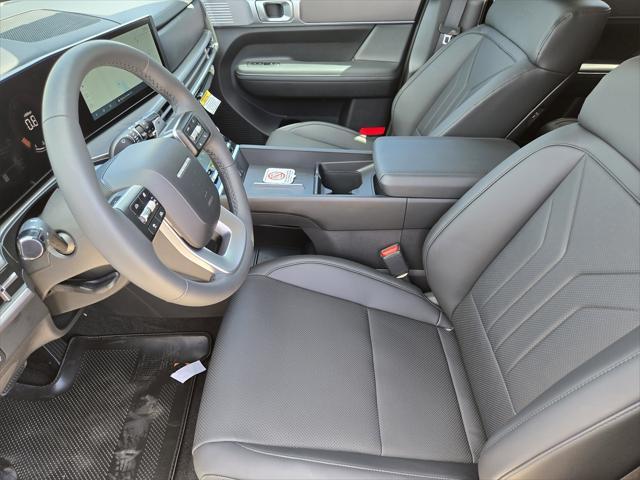 new 2025 Hyundai Santa Fe car, priced at $40,593