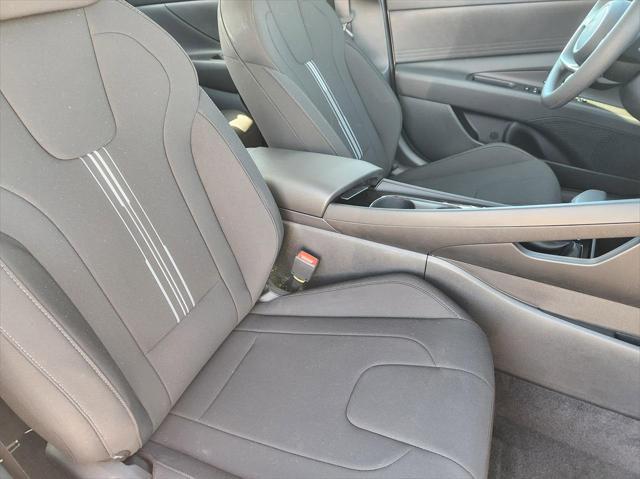 new 2025 Hyundai ELANTRA HEV car, priced at $24,332