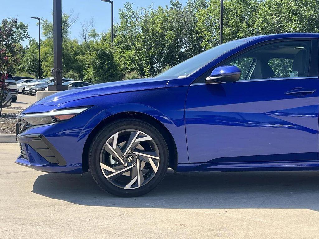 new 2025 Hyundai Elantra car, priced at $25,523