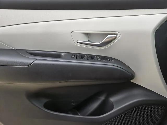 new 2025 Hyundai TUCSON Hybrid car, priced at $36,463