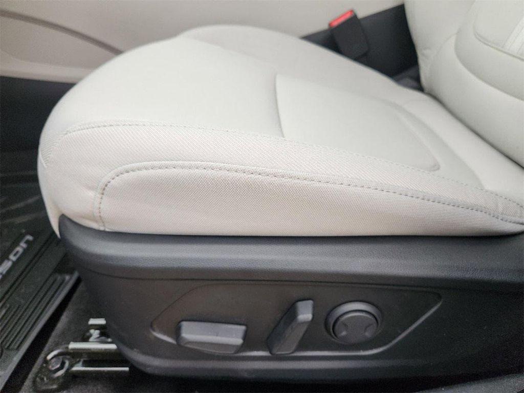 new 2025 Hyundai Tucson car, priced at $29,159