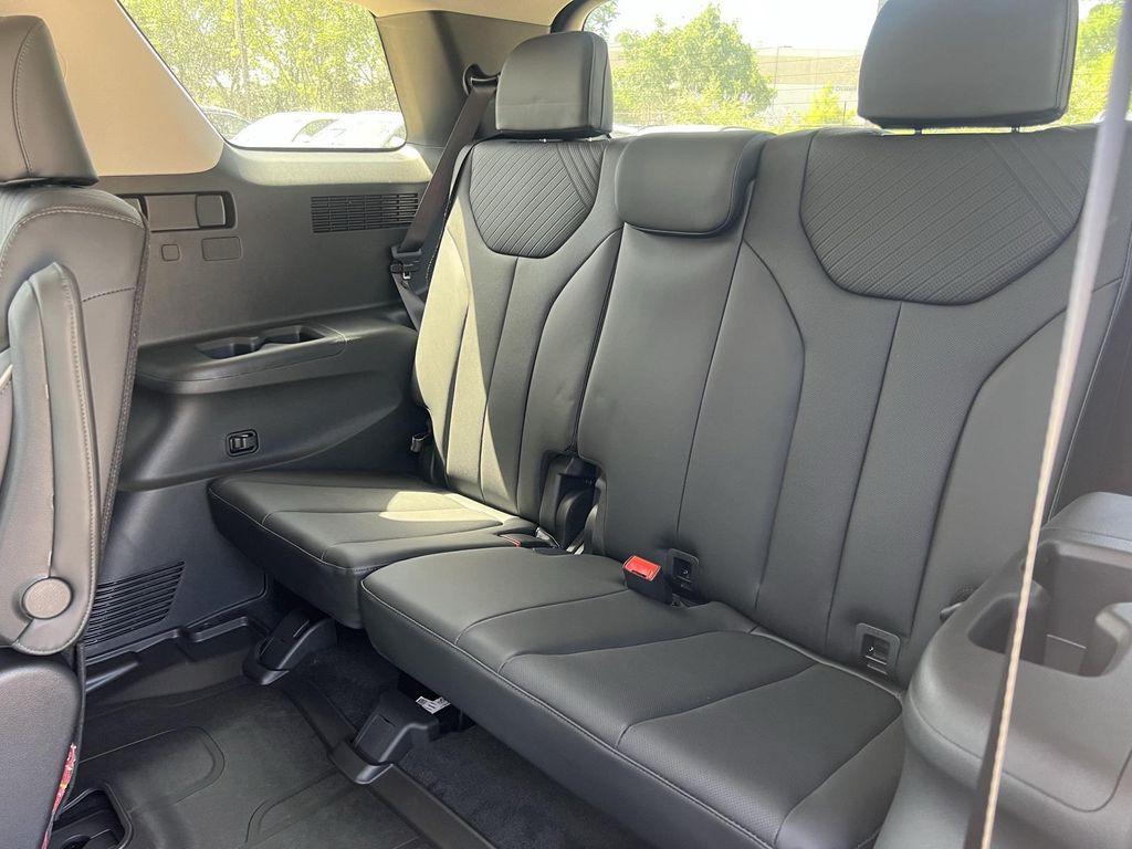 new 2025 Hyundai Palisade car, priced at $41,865