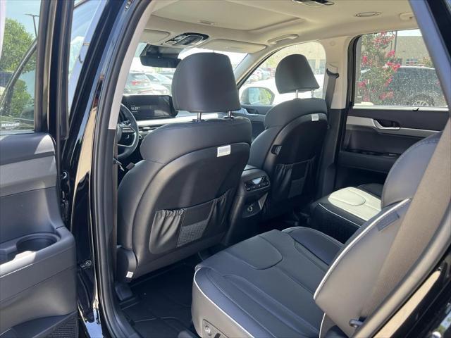 new 2025 Hyundai Palisade car, priced at $43,724