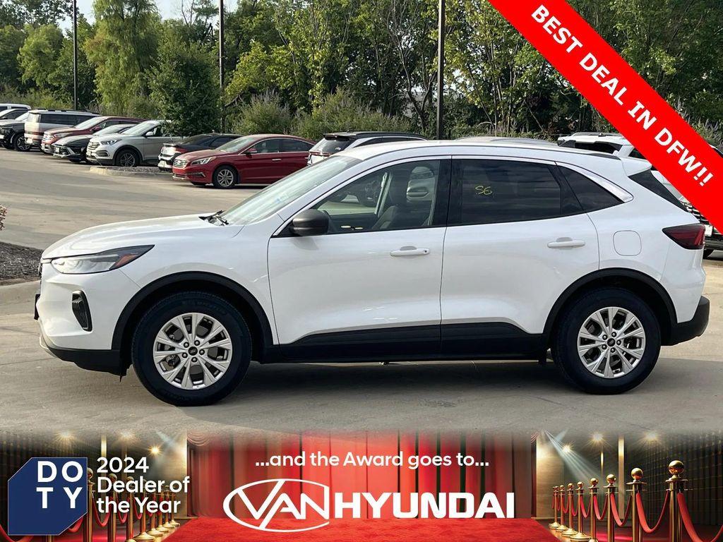 used 2024 Ford Escape car, priced at $19,344