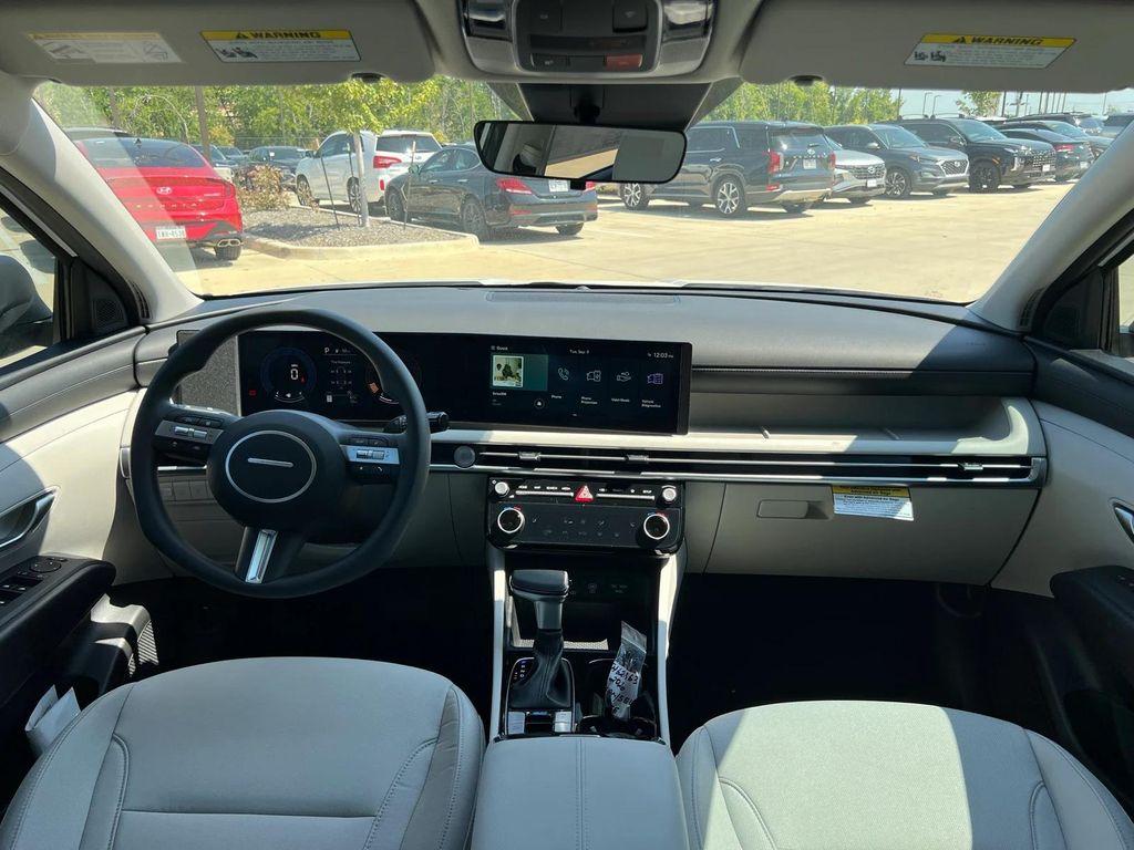 new 2026 Hyundai Tucson car, priced at $32,210