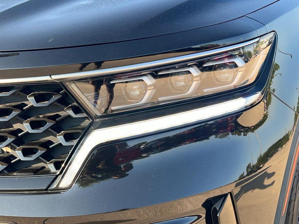 used 2022 Kia Sorento Plug-In Hybrid car, priced at $28,499