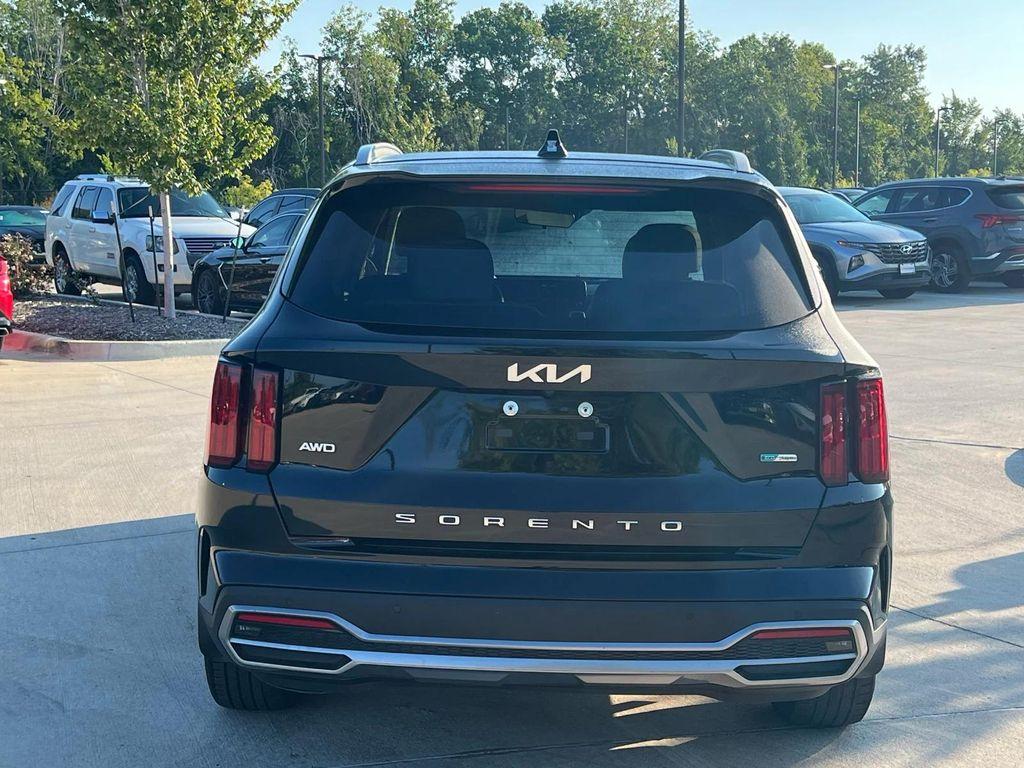 used 2022 Kia Sorento Plug-In Hybrid car, priced at $28,499