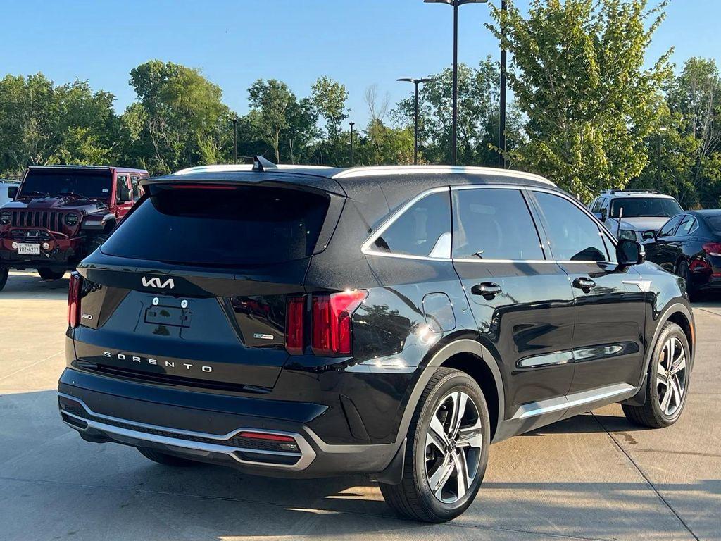used 2022 Kia Sorento Plug-In Hybrid car, priced at $28,499