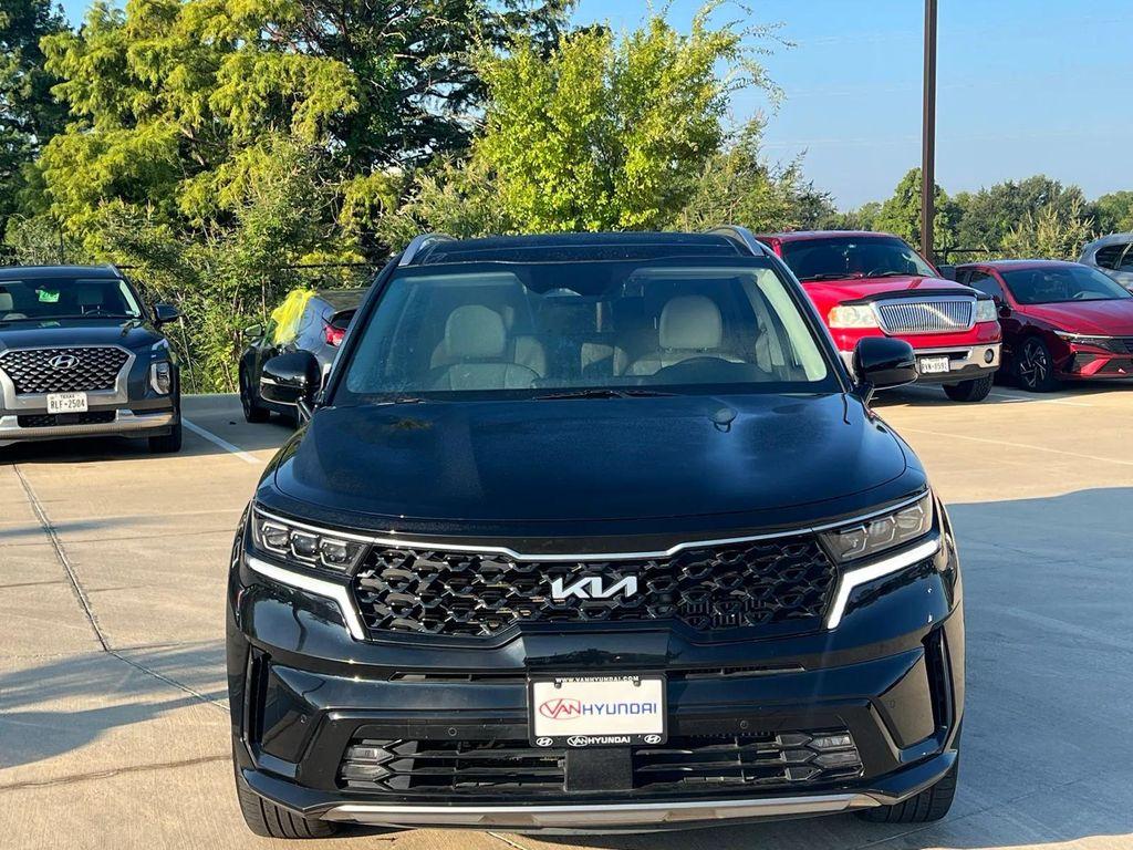 used 2022 Kia Sorento Plug-In Hybrid car, priced at $28,499