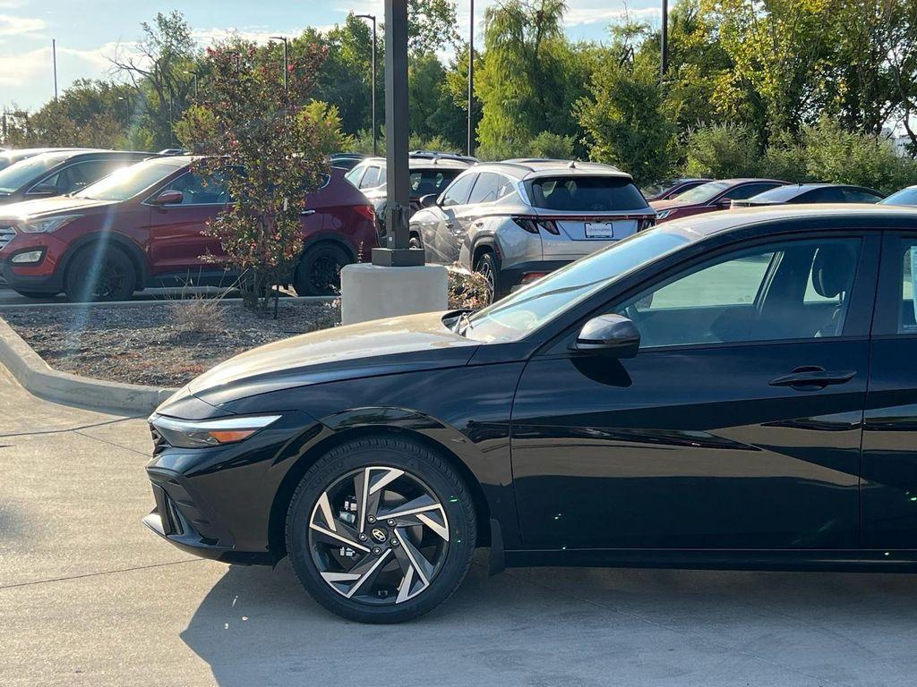 new 2025 Hyundai Elantra car, priced at $23,794
