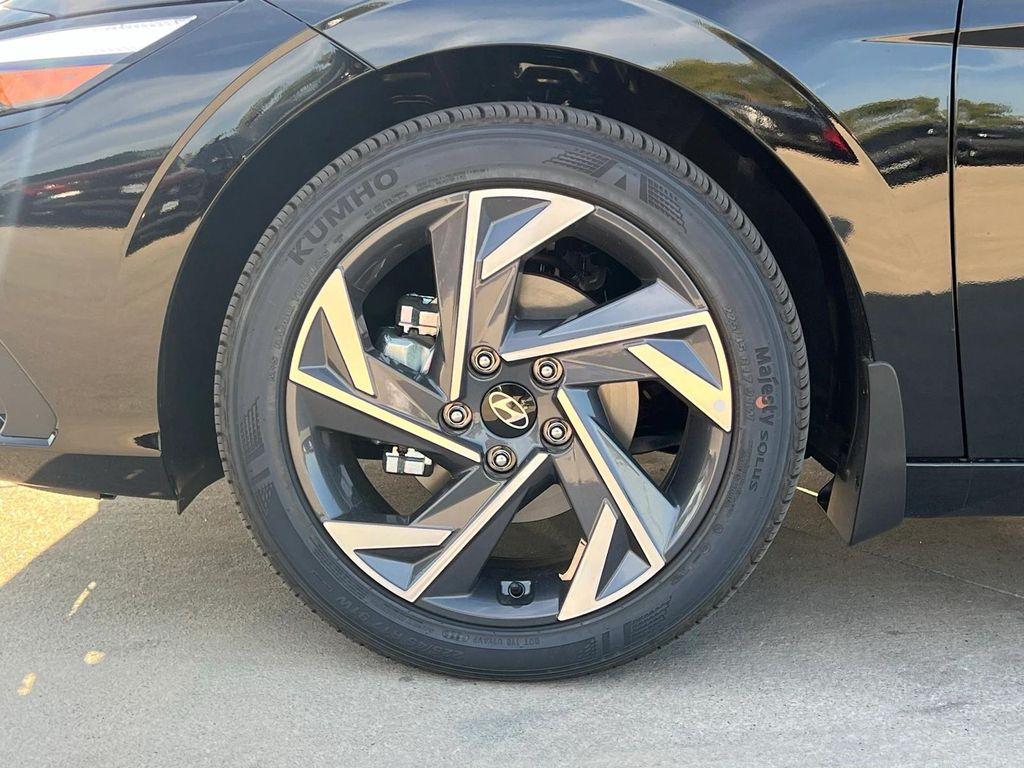new 2025 Hyundai Elantra car, priced at $23,794
