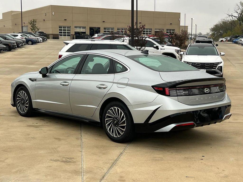 used 2024 Hyundai Sonata Hybrid car, priced at $24,487