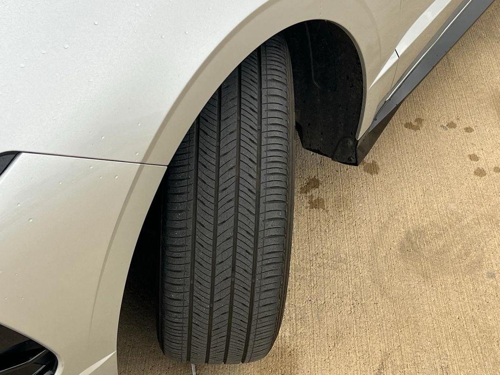 used 2024 Hyundai Sonata Hybrid car, priced at $24,487