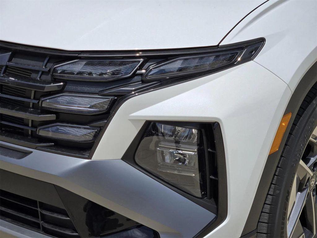 new 2025 Hyundai Tucson car, priced at $29,017
