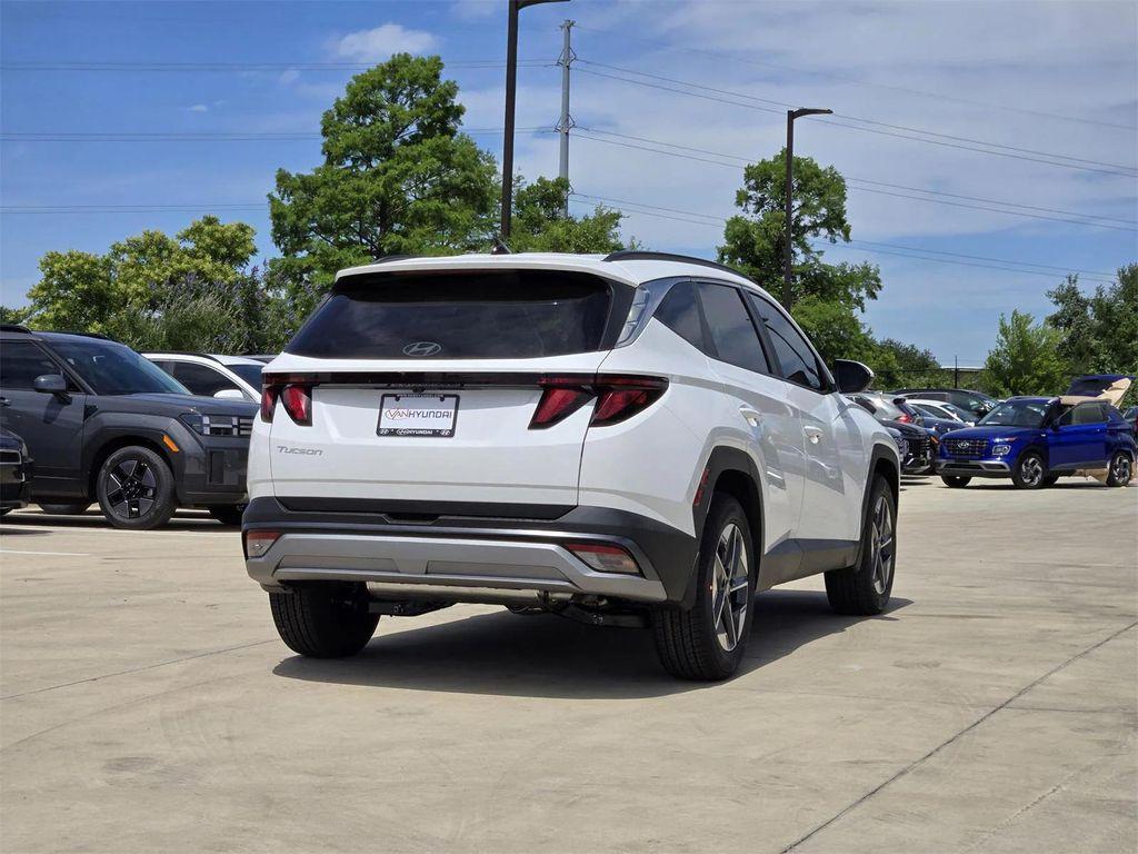 new 2025 Hyundai Tucson car, priced at $29,017