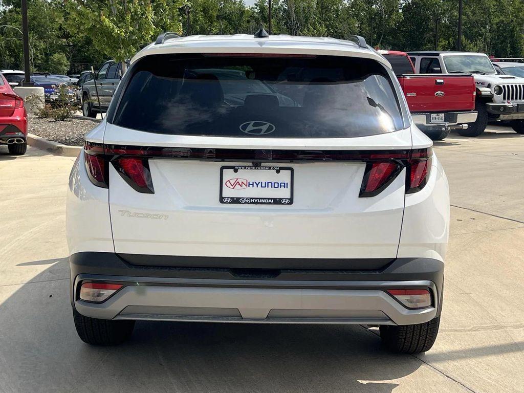 new 2025 Hyundai Tucson car, priced at $29,017