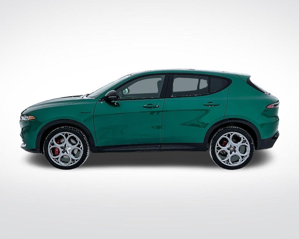 new 2025 Alfa Romeo Tonale car, priced at $47,380