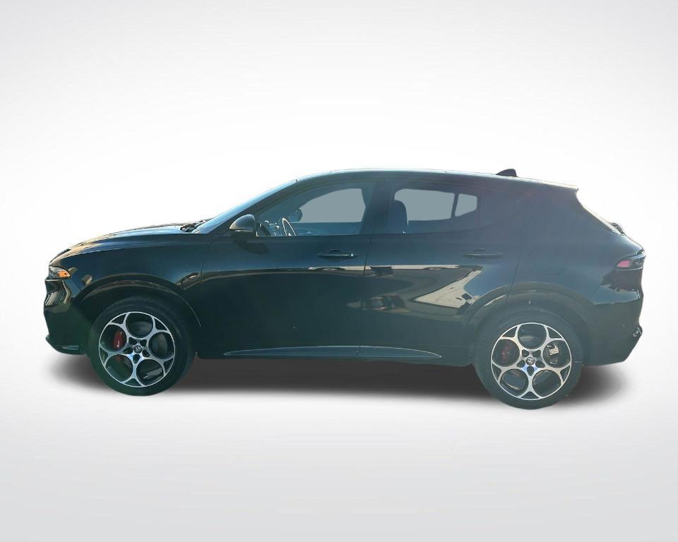 new 2025 Alfa Romeo Tonale car, priced at $52,625