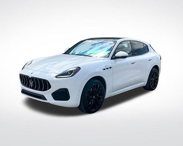 new 2024 Maserati Grecale car