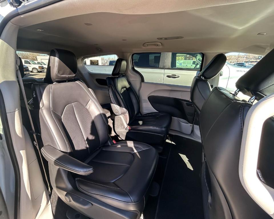 used 2023 Chrysler Pacifica Hybrid car, priced at $25,368