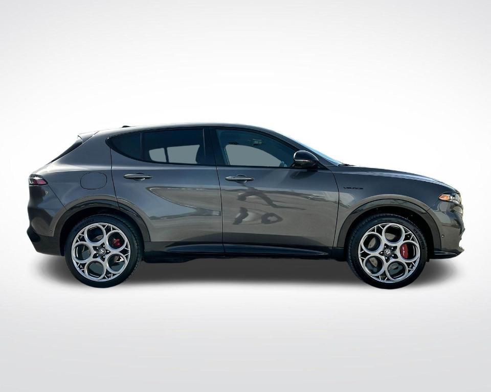 used 2024 Alfa Romeo Tonale car, priced at $35,268