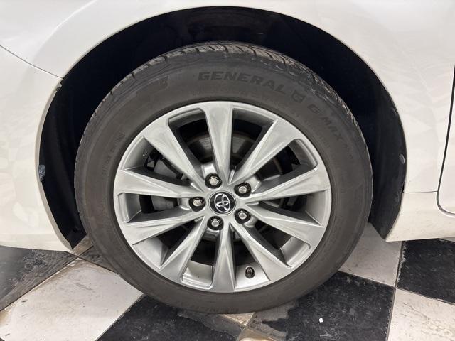 used 2016 Toyota Camry Hybrid car, priced at $14,500