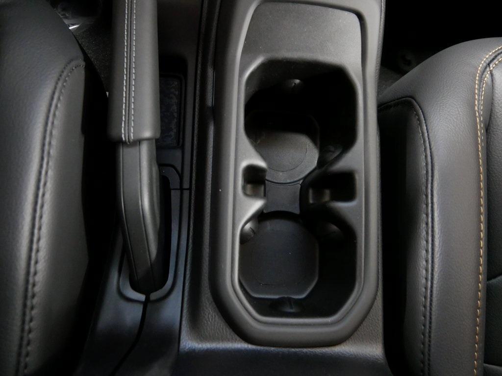 new 2025 Jeep Wrangler car, priced at $48,125