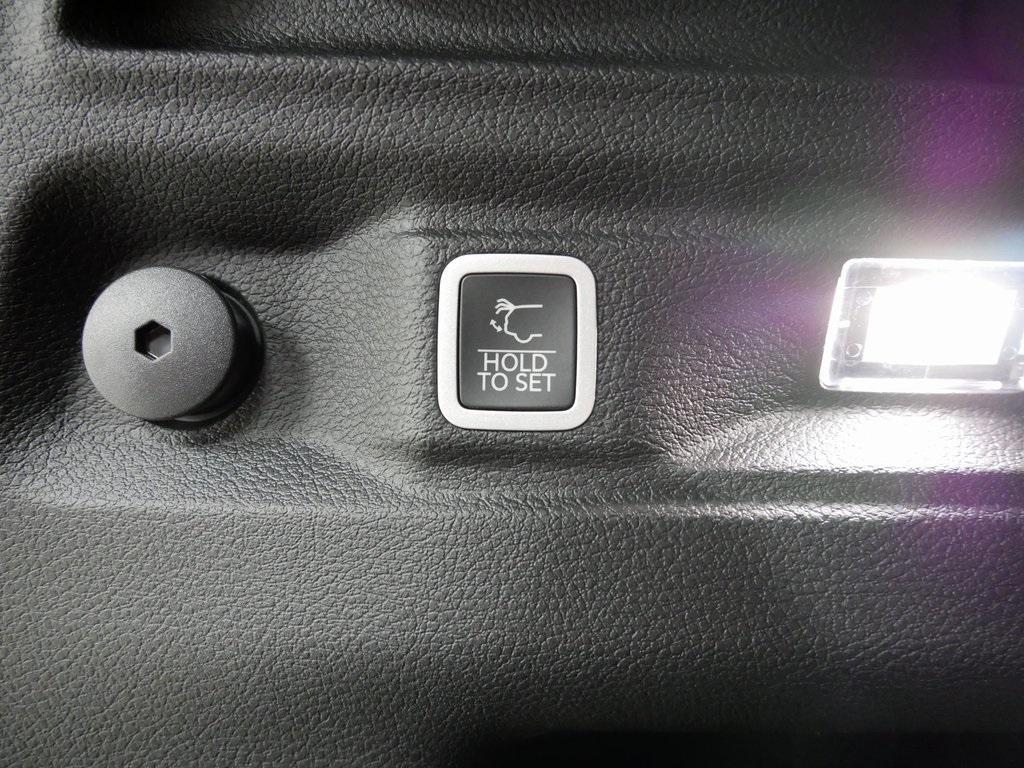 new 2025 Jeep Grand Cherokee L car, priced at $46,392