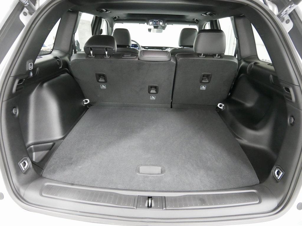 new 2025 Jeep Grand Cherokee car, priced at $39,899