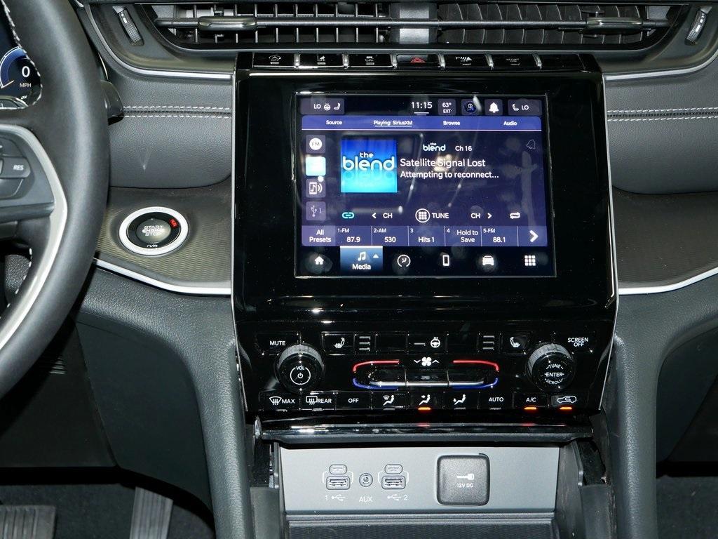 new 2025 Jeep Grand Cherokee car, priced at $39,899