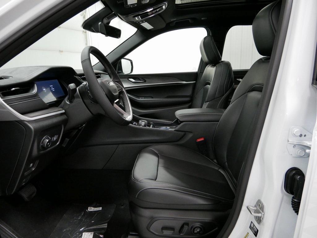 new 2025 Jeep Grand Cherokee L car, priced at $45,873