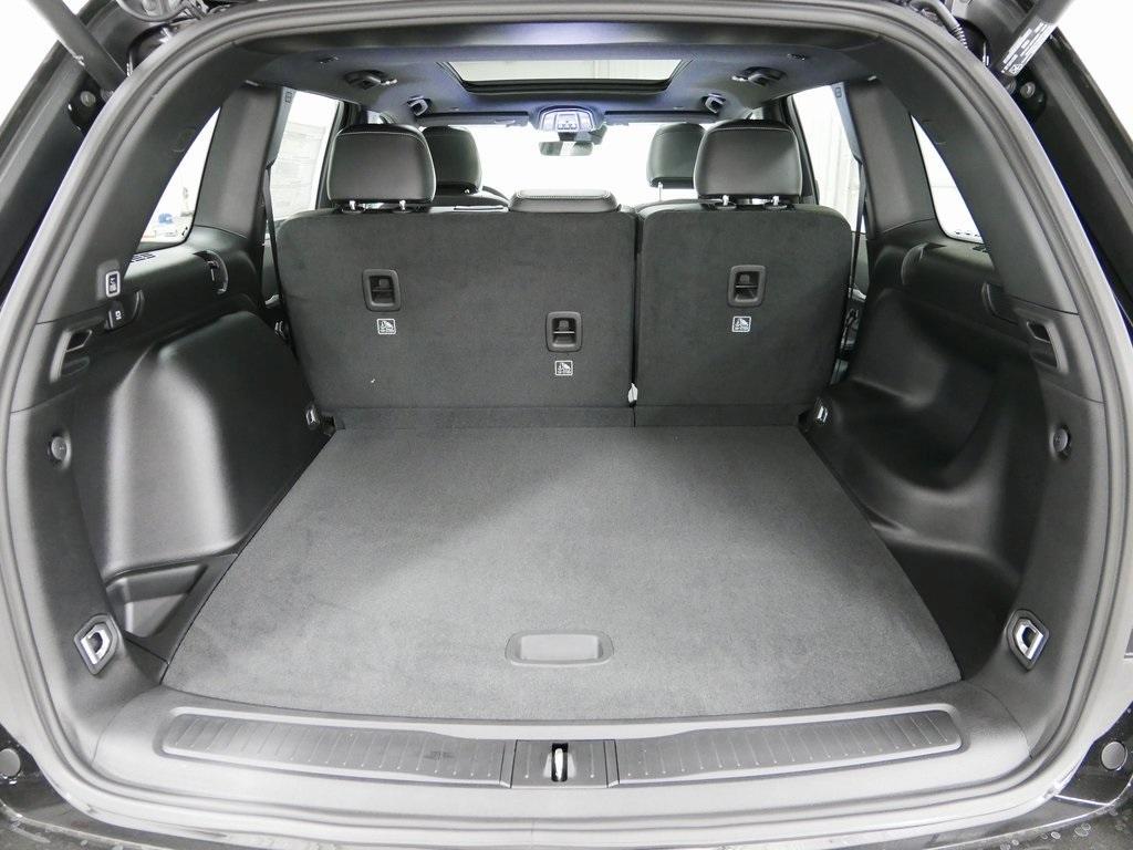 new 2025 Jeep Grand Cherokee car, priced at $44,654