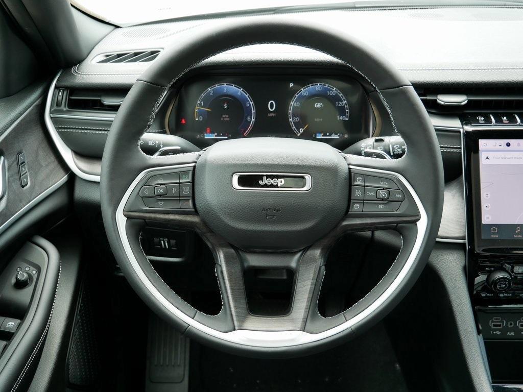 new 2025 Jeep Grand Cherokee L car, priced at $43,911